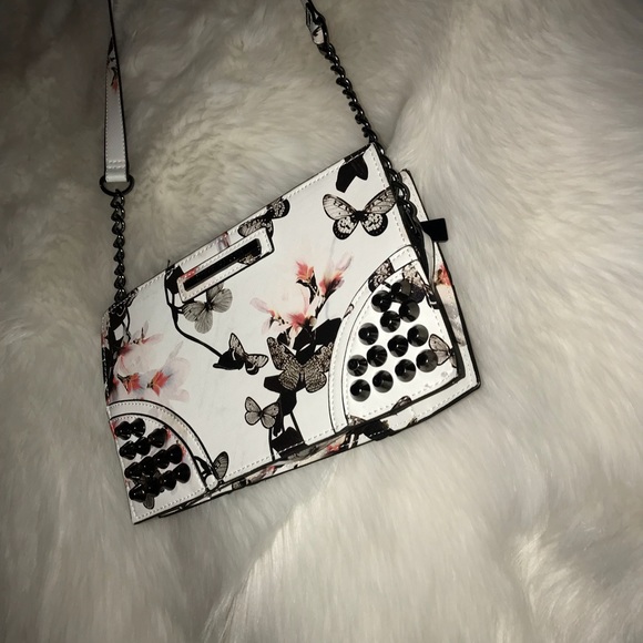 Steve Madden crossbody bag. - Picture 3 of 6